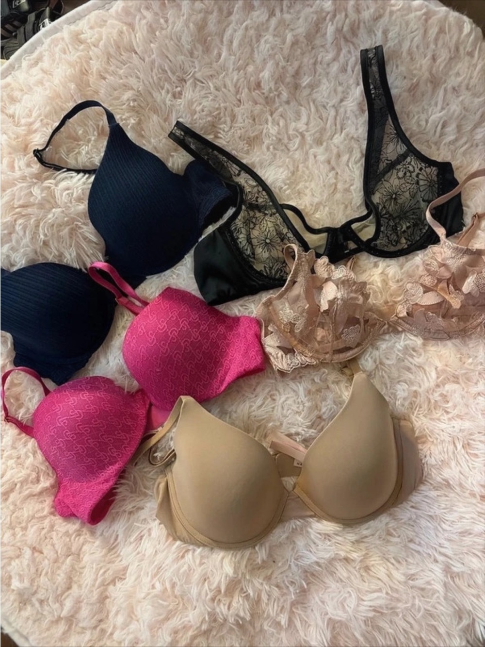 Victoria Secret 5 Bra Bundle